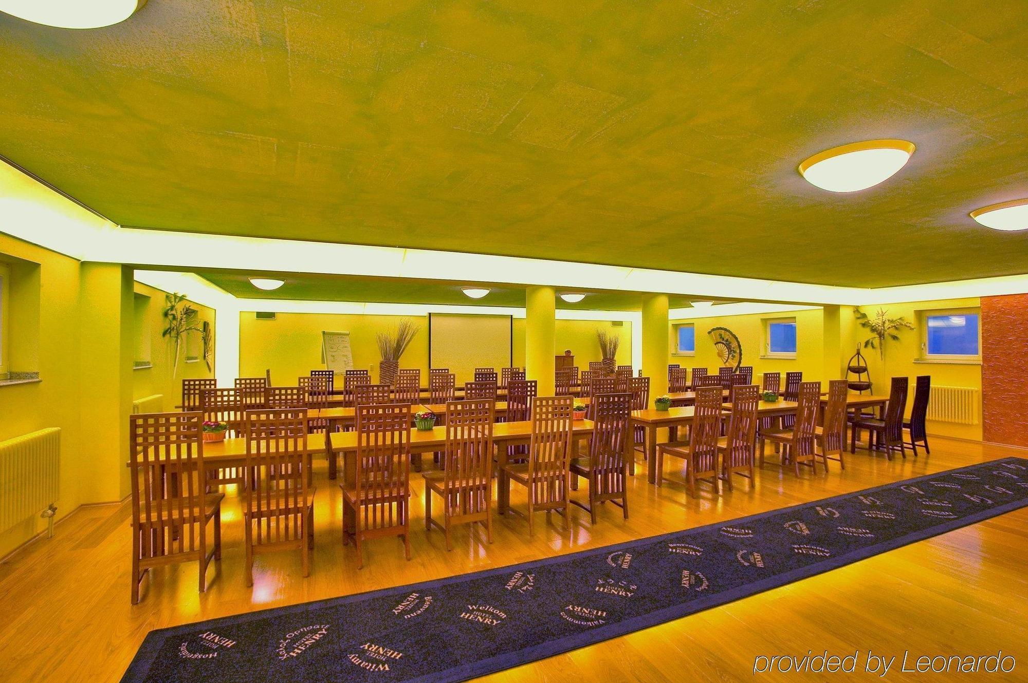 Hotel Henry Ердінґ Зручності фото